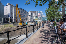 910607 Afbeelding van de werkzaamheden ten behoeve van het opnieuw aanleggen van de Stadsbuitengracht te Utrecht, ter ...